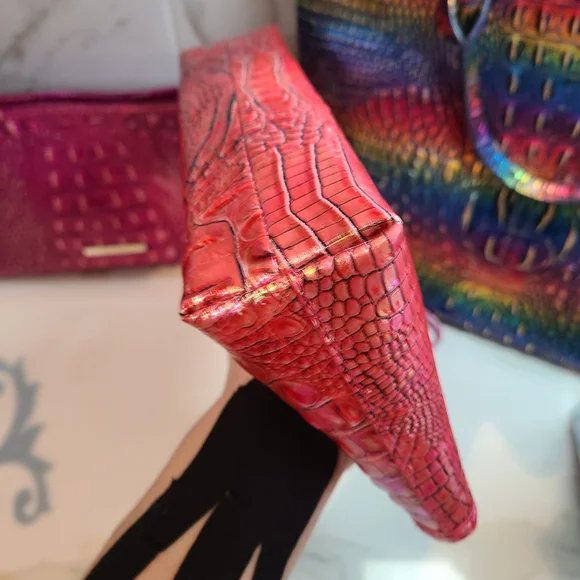 Brahmin Kayla Clutch Wristlet Pink Assorted Melbourne Pristine - Picture 6 of 6